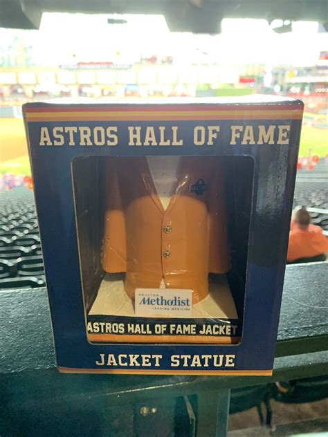 Houston Astros Replica HOF Jacket Statue SGA 8/4 Hall of 